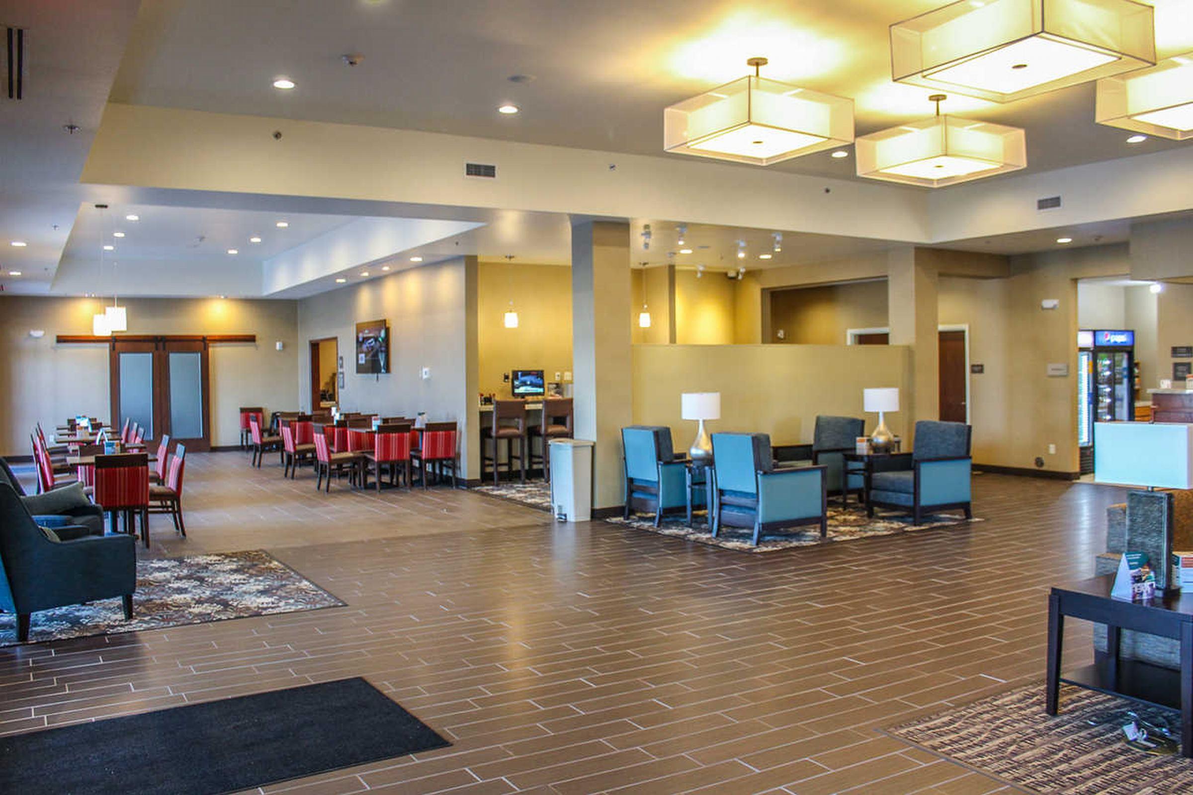 Comfort Suites University ברוקינגס מראה חיצוני תמונה