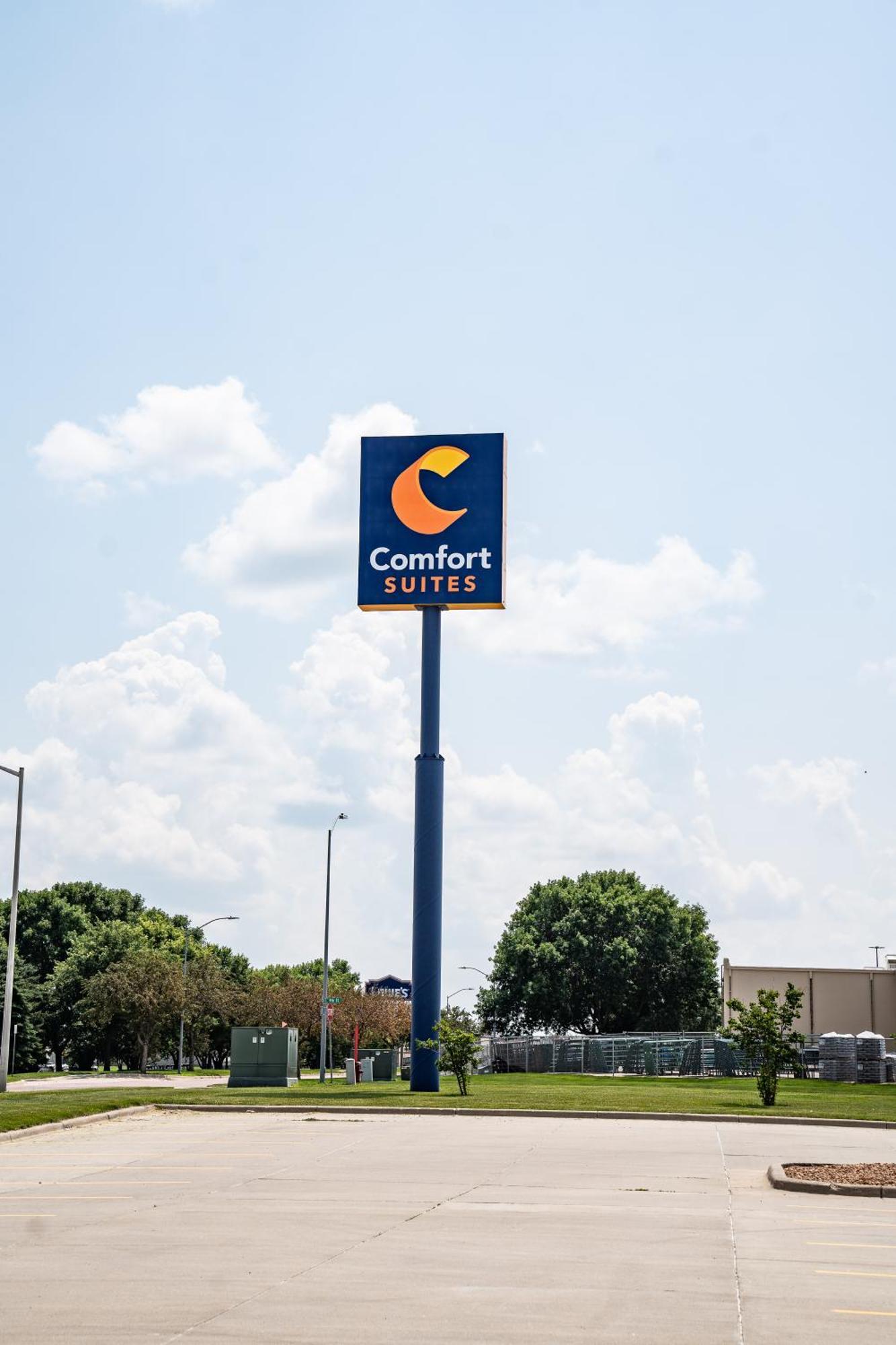 Comfort Suites University ברוקינגס מראה חיצוני תמונה